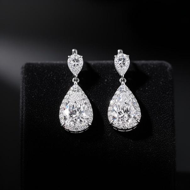 A local business offering fine jewelry services in Clovis.